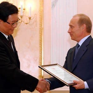 Vladimir_Putin_with_Zhang_Deguang